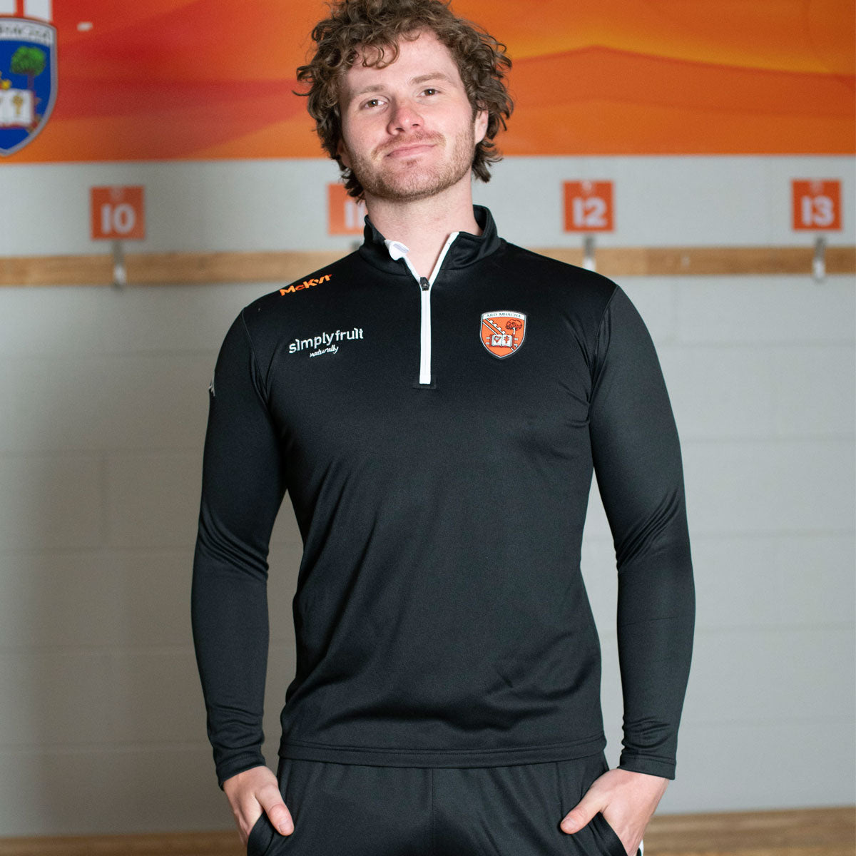 Mc Keever Armagh GAA Official Vital Lightweight 1/4 Zip Top - Adult - Black/White